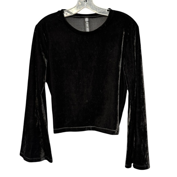 Design Lab Black Velvet Bell Sleeve Tie Back Top Medium - Picture 2 of 7